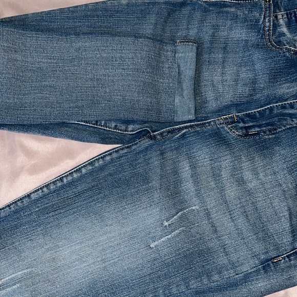 Jeans with cuffed bottoms - Picture 4 of 4